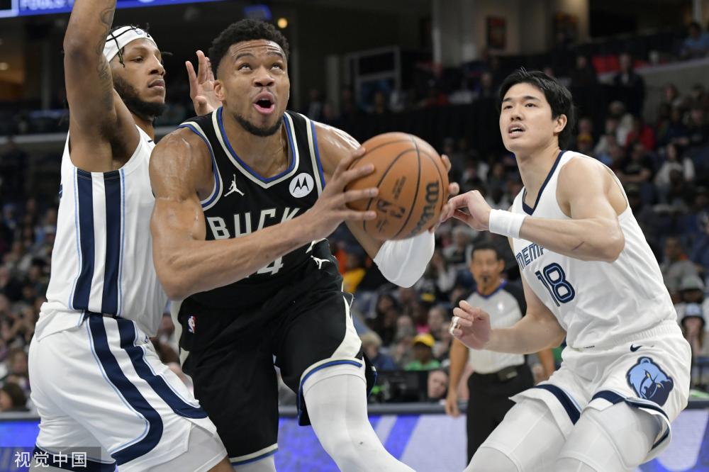 名宿纷纷出 名宿纷纷出