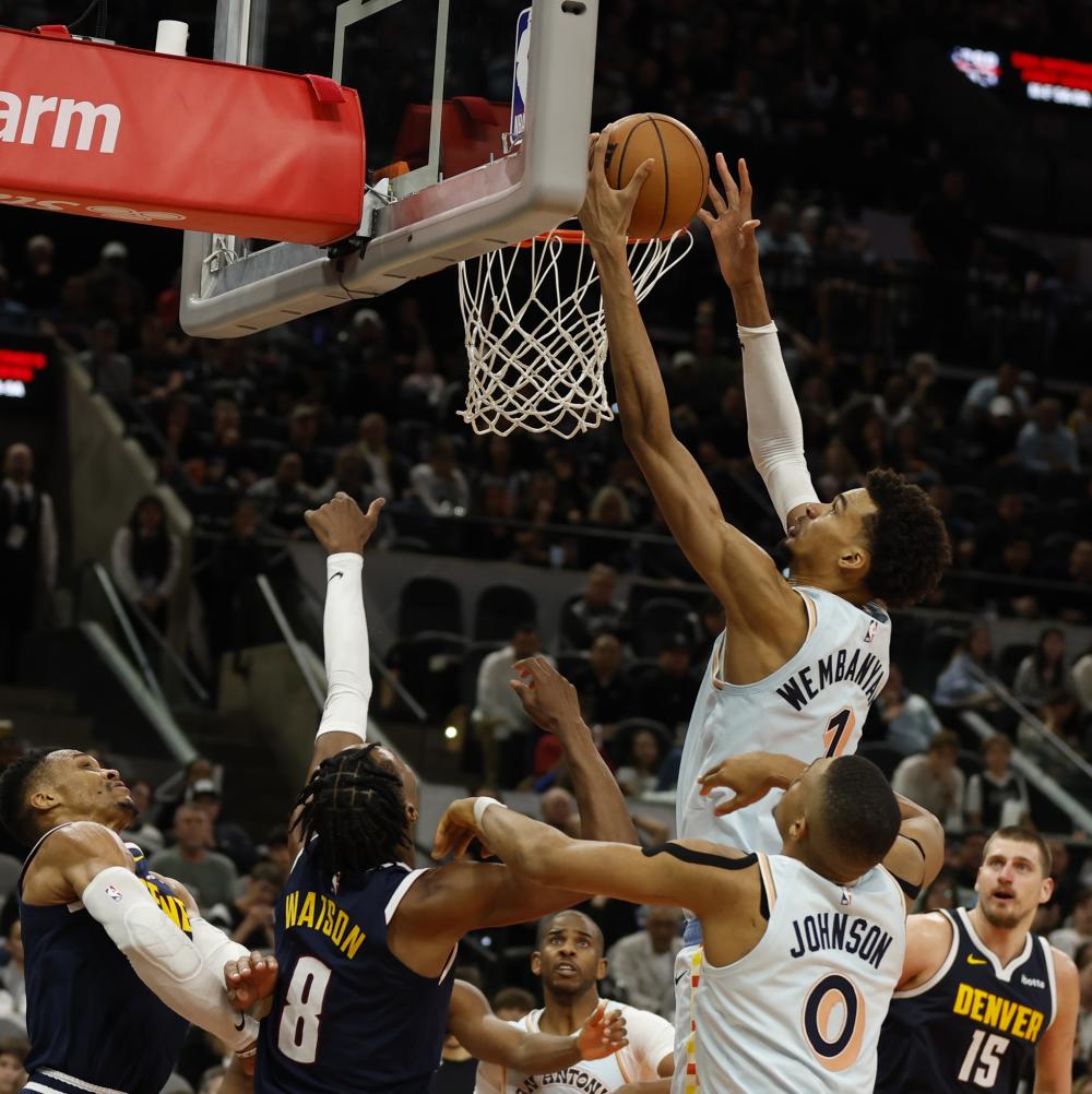 双方队伍保 双方队伍保